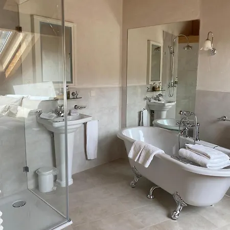 Im Boutique-hotel Alpenrose * Schönried